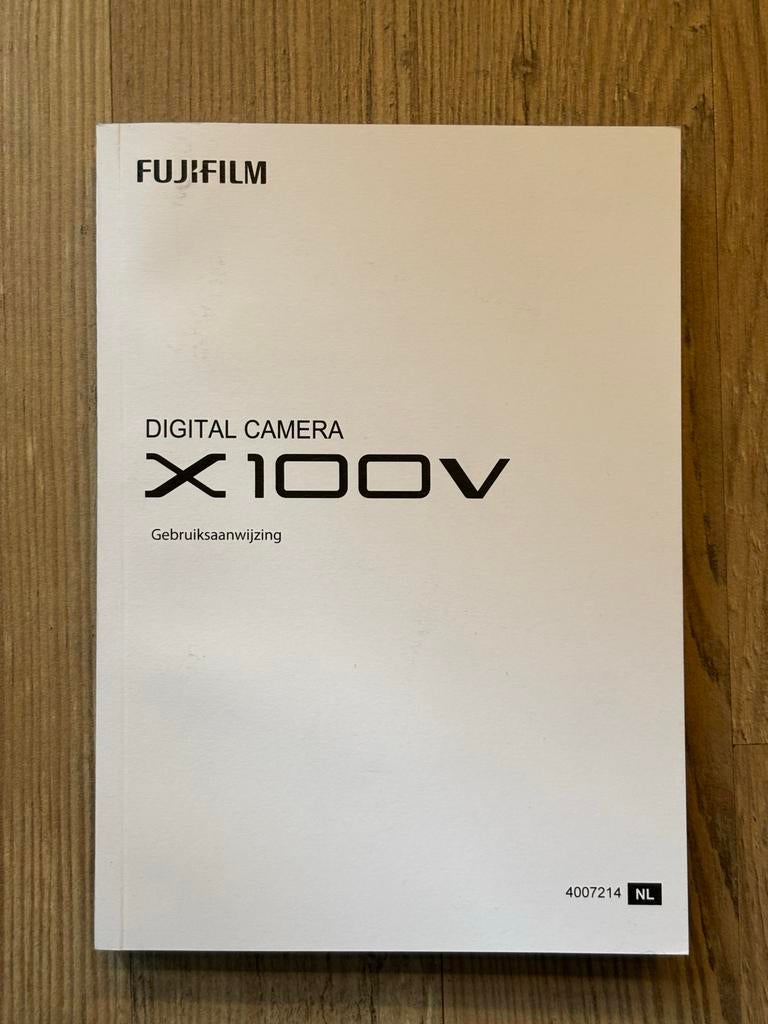 Handleiding Fujifilm X100V nederlandstalig, Ophalen of Verzenden, Zo goed als nieuw