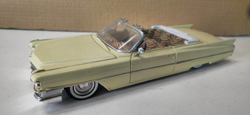 cadillac deville cabrio 1966 SCARFACE  jada 1:18, Ophalen, Gebruikt, Auto, Overige merken
