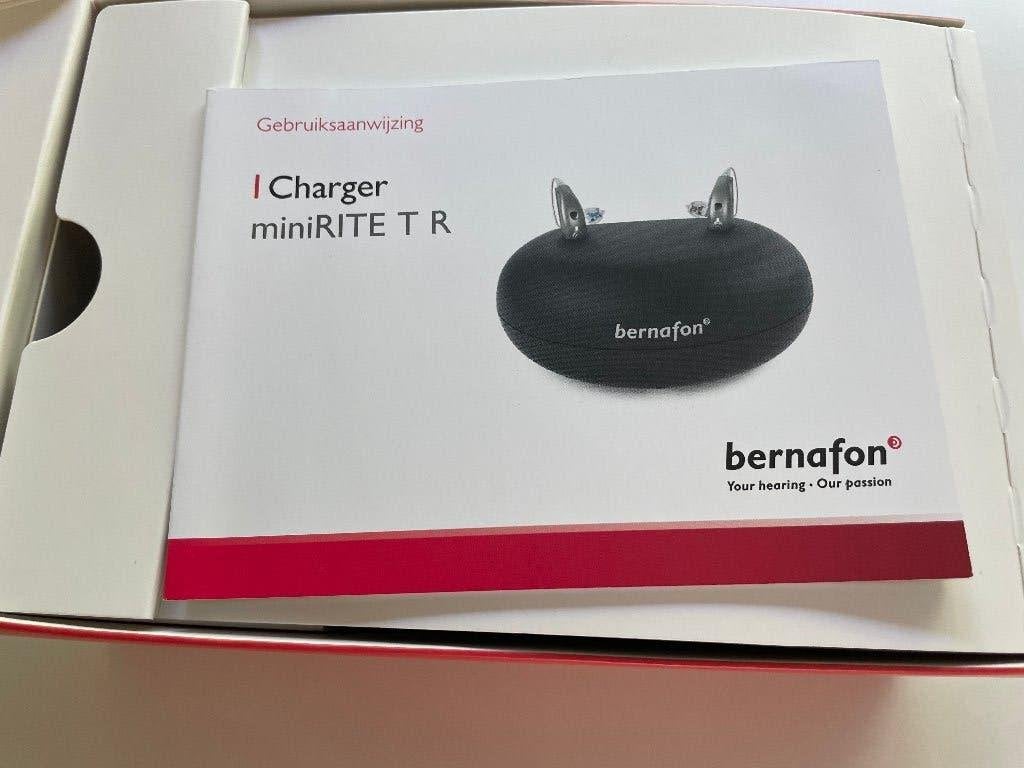 Complete charger (lader) Bernafon hoorapparaten., Ophalen of Verzenden, Zo goed als nieuw