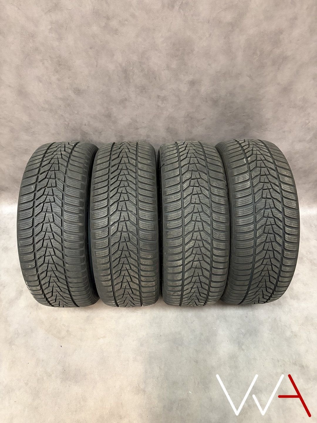 4x Hankook Winter Icept Evo 3 225/40 R20 DEMO winterbanden, Auto-onderdelen, Banden en Velgen, Gebruikt, -, -, Ophalen of Verzenden