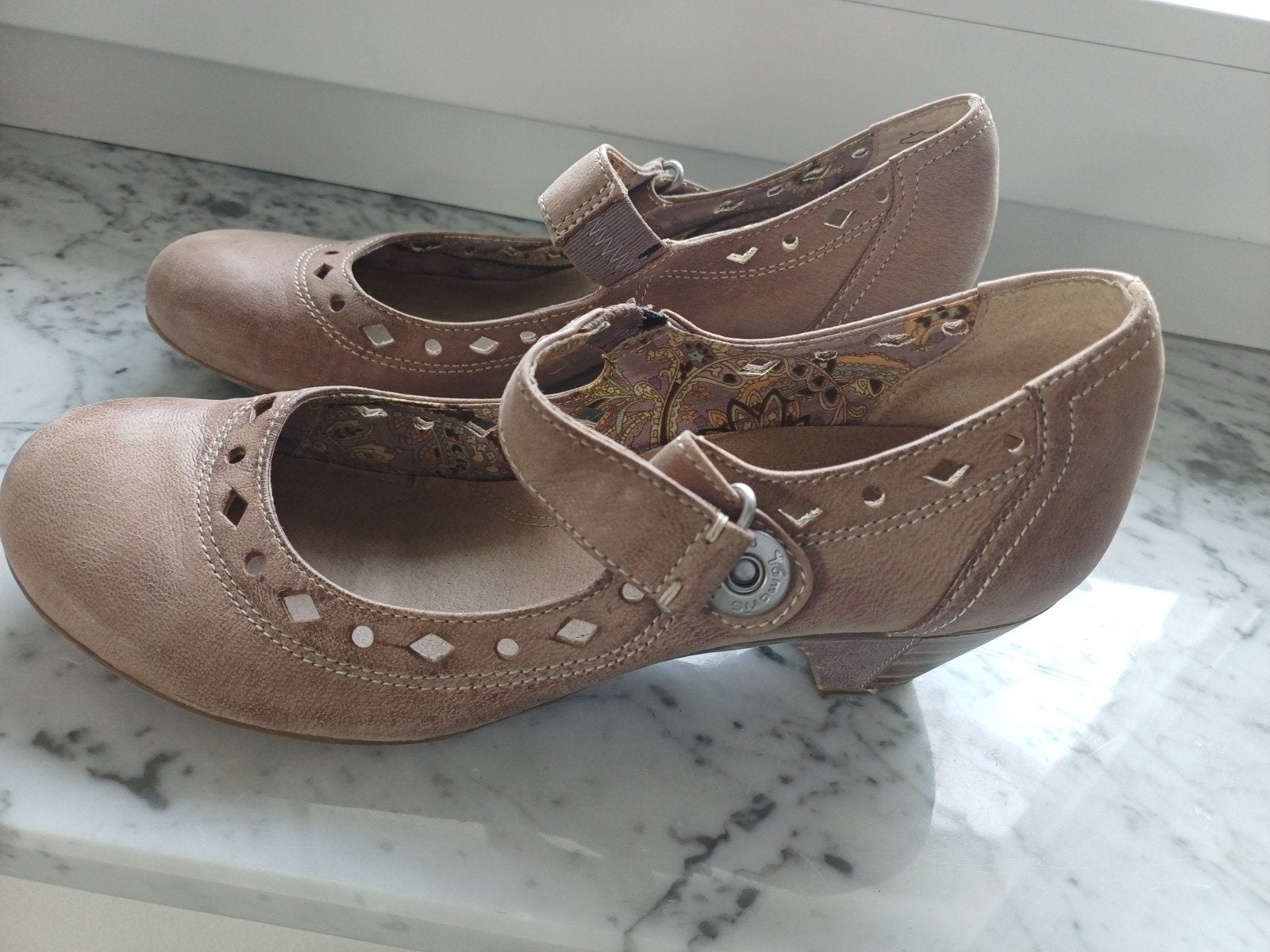 Tamaris pumps maat 37, Tamaris, Schoenen met lage hakken, Beige, Ophalen of Verzenden