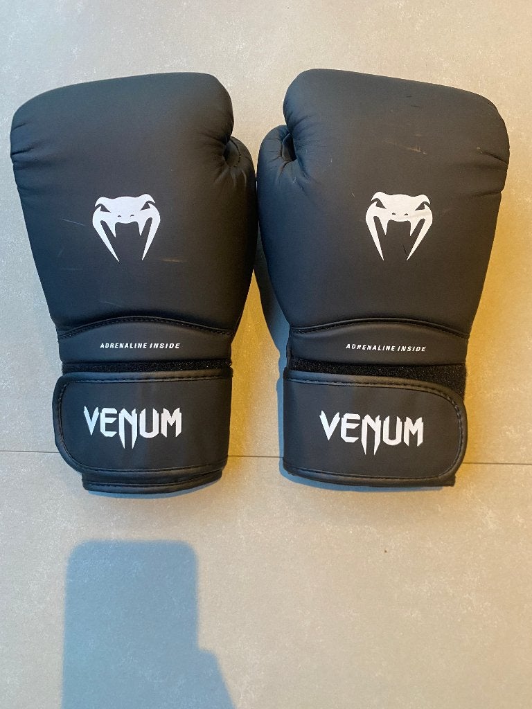 Venum Bokshandschoenen 14oz - Zwart, Ophalen of Verzenden, Zo goed als nieuw, Bokshandschoenen
