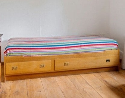 Scheepkist/ Bank en/of slaapbed  retro 60tiger Jaren, Ophalen, Eenpersoons, 190 cm of minder, Zo goed als nieuw