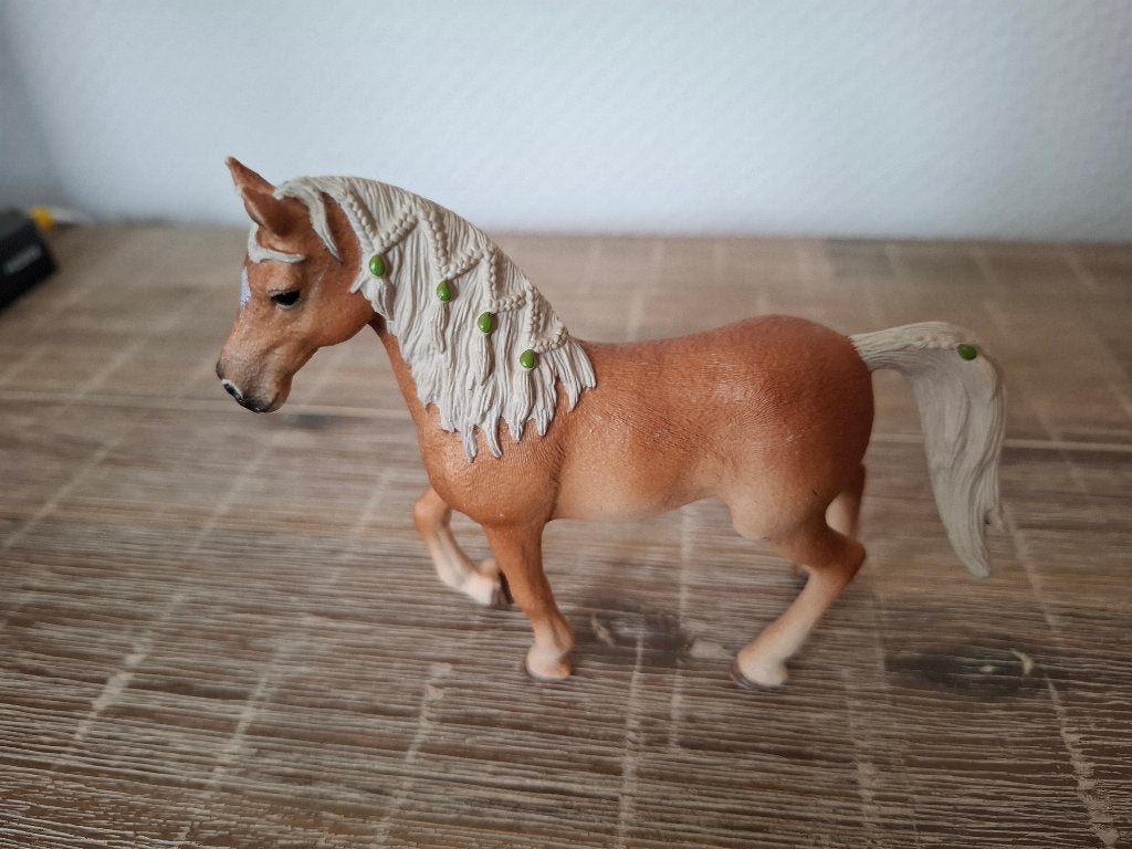 Schleich 42542 paard uit set Sarah & Mystery, Verzamelen, Ophalen of Verzenden, Zo goed als nieuw