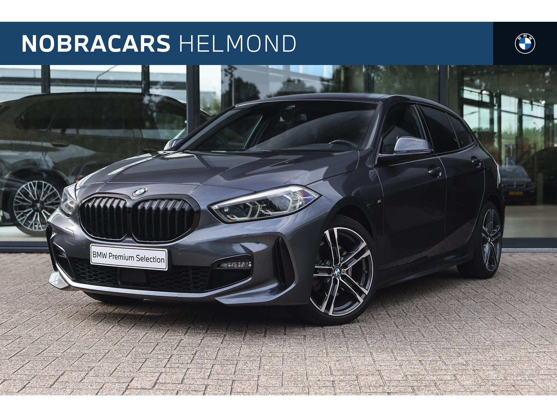 BMW 1 Serie 118i Executive M Sport Automaat / Sportstoelen /, Auto's, Dealer onderhouden, 136 pk, Gebruikt, Met garantie (alle)