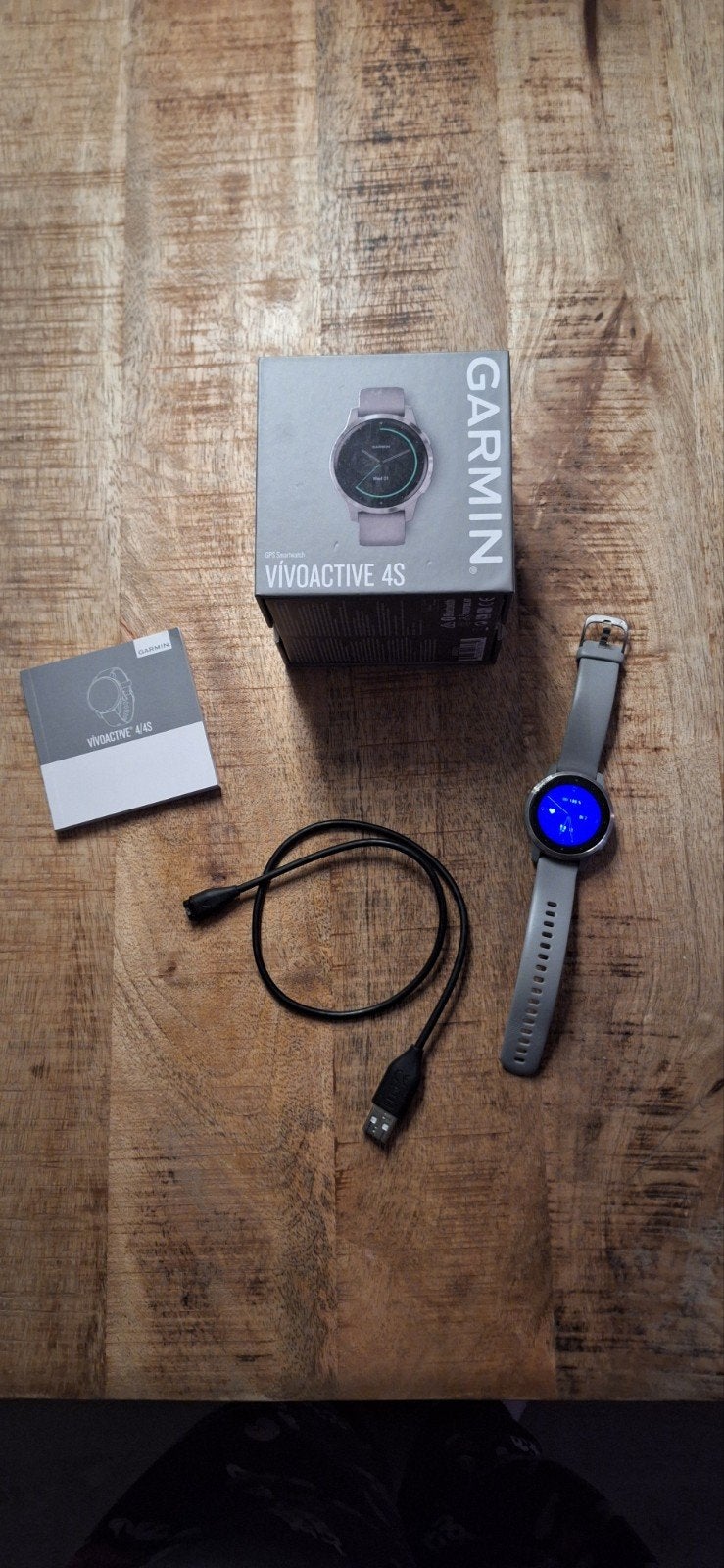 Garmin Vivoactive 4S Smartwatch Grijs, Sieraden, Tassen en Uiterlijk, Smartwatches, Gebruikt, Ophalen of Verzenden, Waterdicht