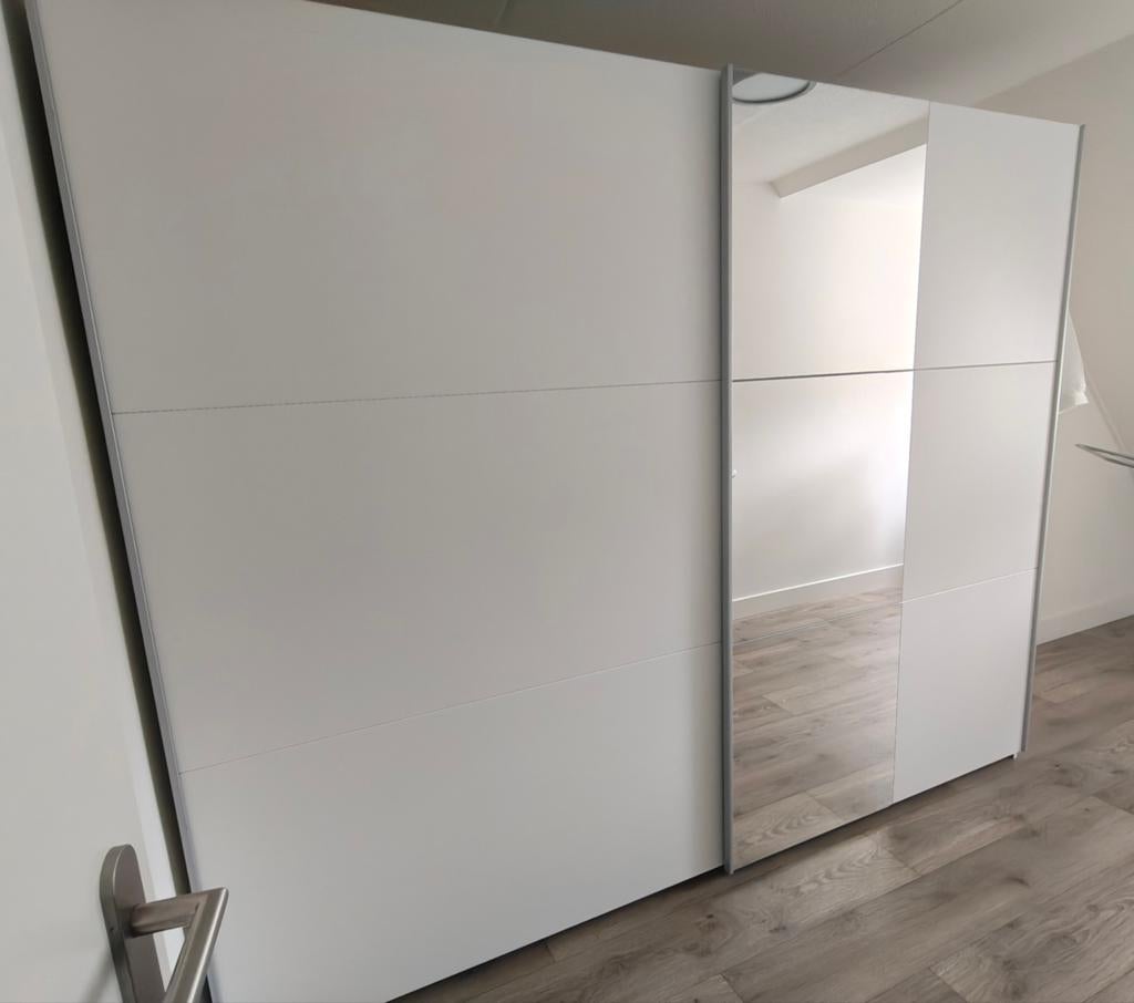 Grote kledingkast met spiegel, Ophalen, Met deur(en), Modern, tijdloos, Zo goed als nieuw