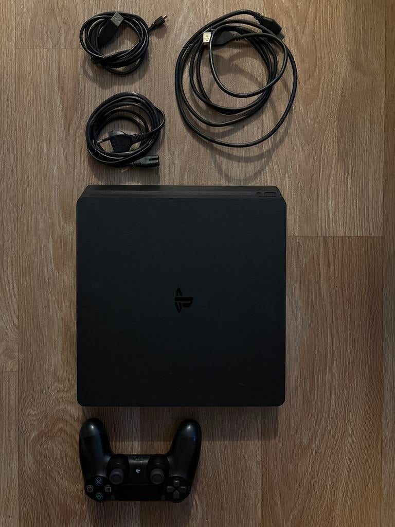 PlayStation 4 met controller, kabels en 5 games, Ophalen of Verzenden, Gebruikt, Met 1 controller, Met games