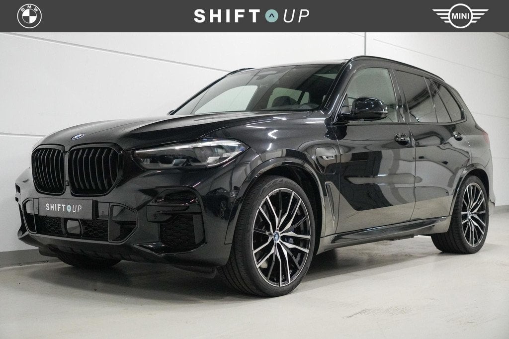 BMW X5 xDrive45e M-Sport | Panoramadak | CoPilot | Elektr. T, Gebruikt, 394 pk, Zwart, Plug-in hybride
