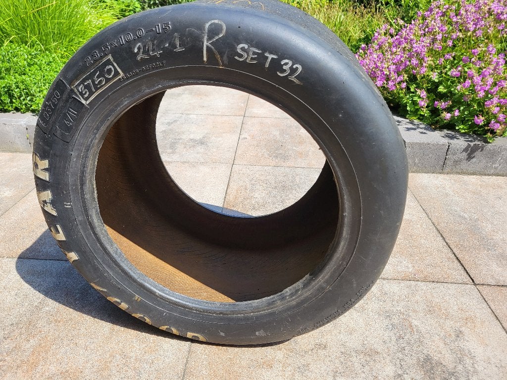 Keke Rosberg F1 achterband., Verzamelen, Ophalen, Gebruikt, Formule 1