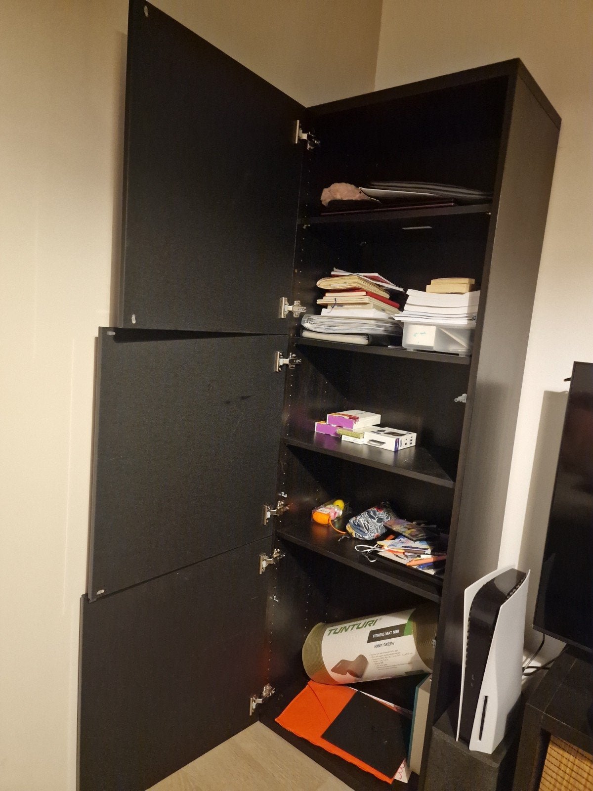 IKEA BESTA kledingkast, hoogglans zwart (Selsviken), 60401, Ophalen, Zo goed als nieuw