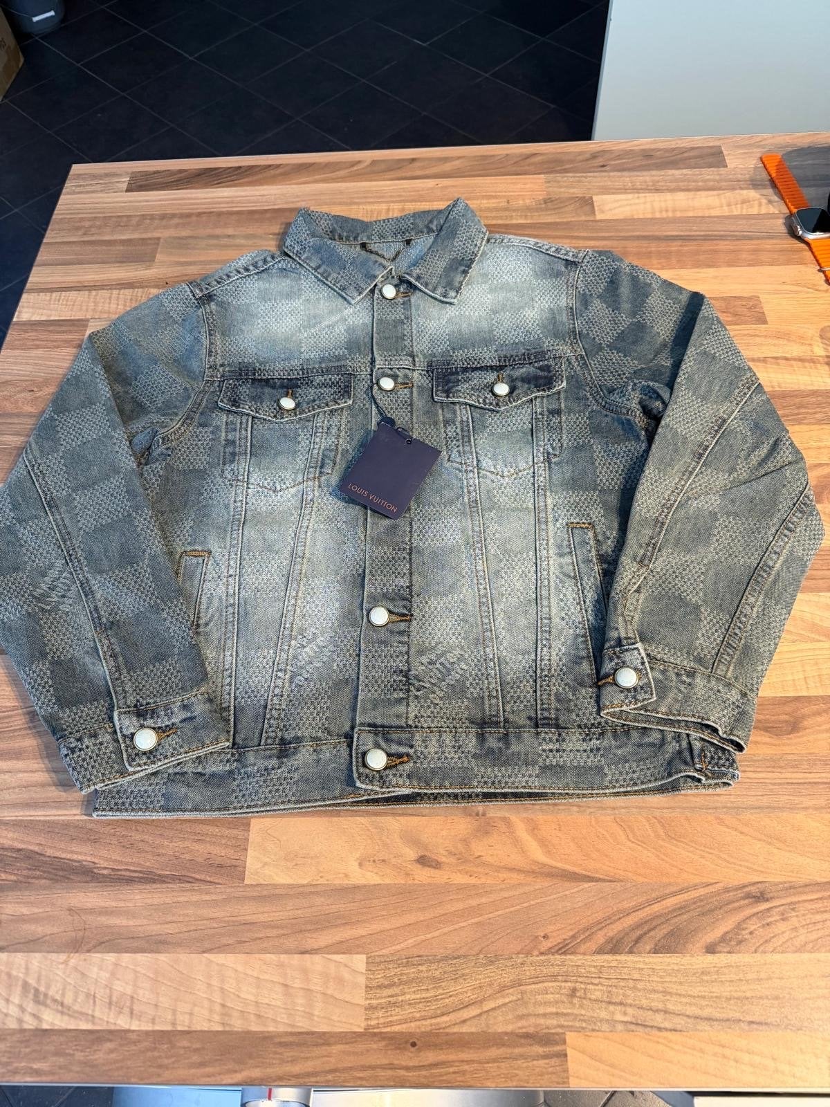Louis Vuitton Monogram Denim Jacket - Nieuw met labels, Ophalen of Verzenden, Nieuw, Maat 48/50 (M), Blauw