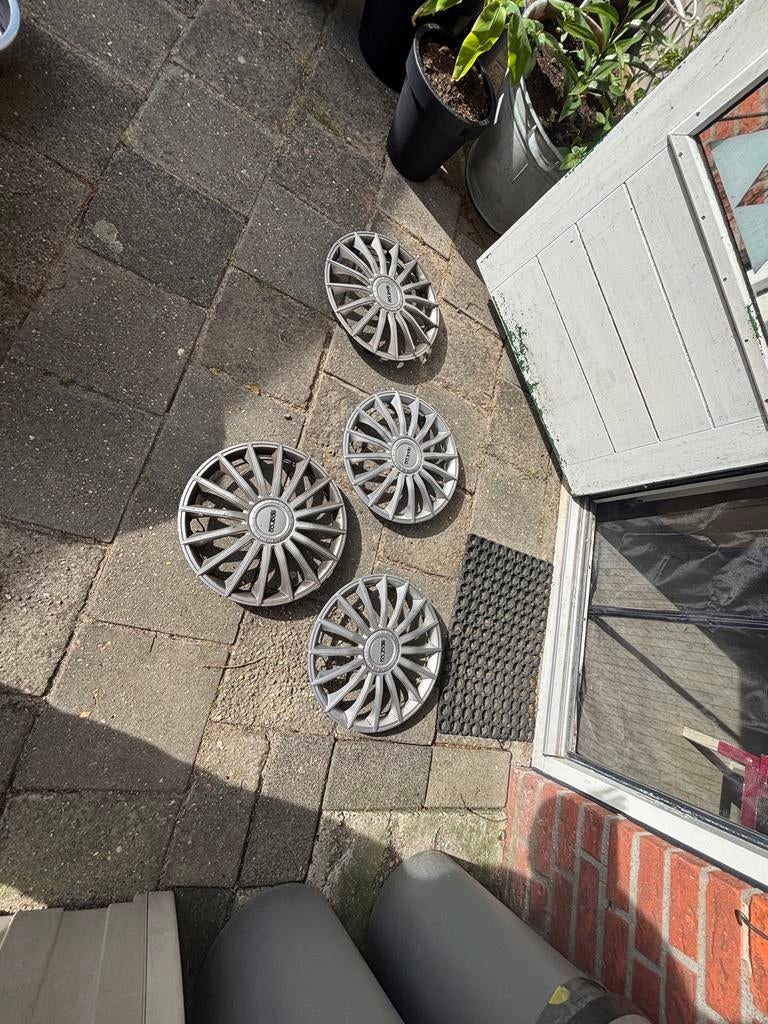 Sparco Treviso 14" wieldoppen set, Ophalen of Verzenden, Gebruikt