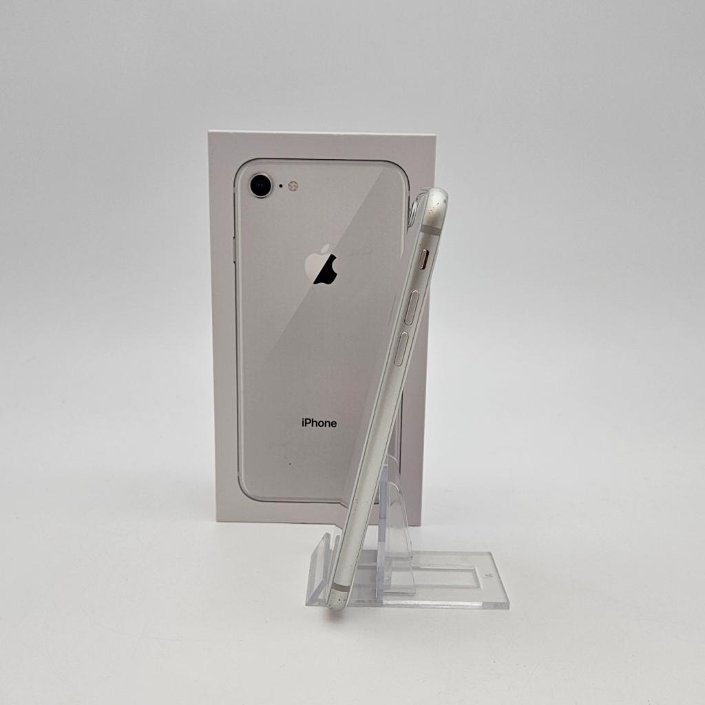 iPhone 8 64GB Silver Compleet in Nette Staat - Accu 86%, Apple, Zo goed als nieuw, Support@apple.com, One Apple Park Way
Cupertino, CA 95014
United States