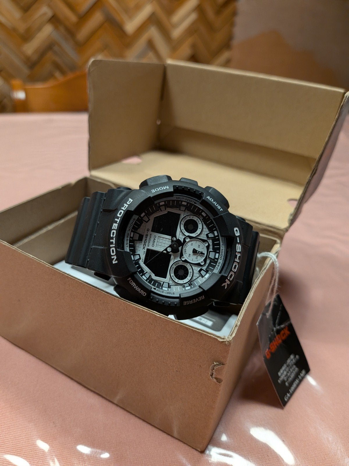Casio G-Shock GA-100 Polshorloge Zwart - Zo goed als nieuw, Sieraden, Tassen en Uiterlijk, Horloges | Heren, Casio, Kunststof
