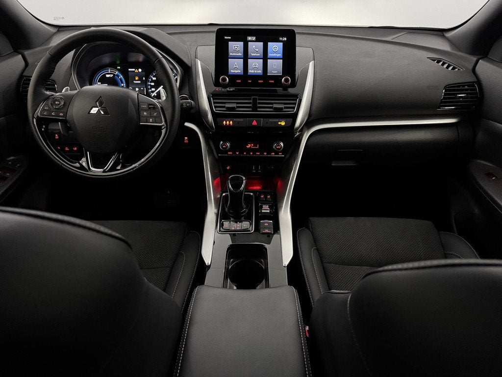 Mitsubishi Eclipse Cross 2.4 PHEV Executive 360 Camera, 177, Auto's, Mitsubishi, Automaat, Leder en Stof, Zwart, Bedrijf