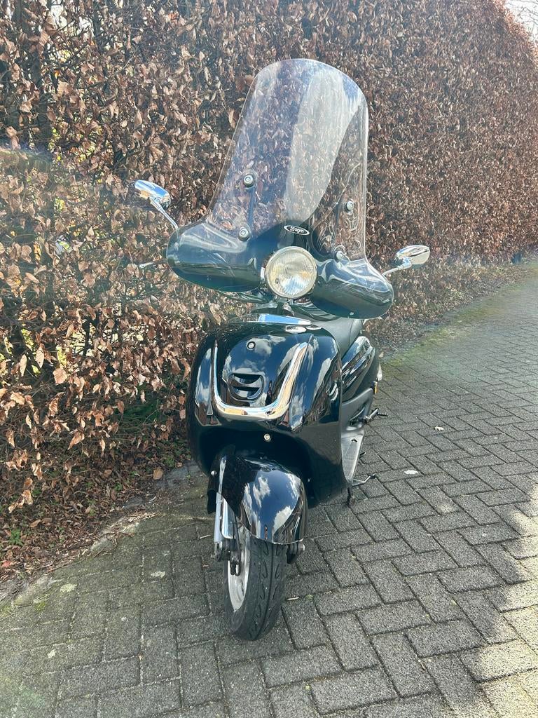 AGM Retro Scooter 50cc – Retro looks, nauwelijks gereden, Fietsen en Brommers, Gebruikt, Benzine, Ophalen, Overige merken