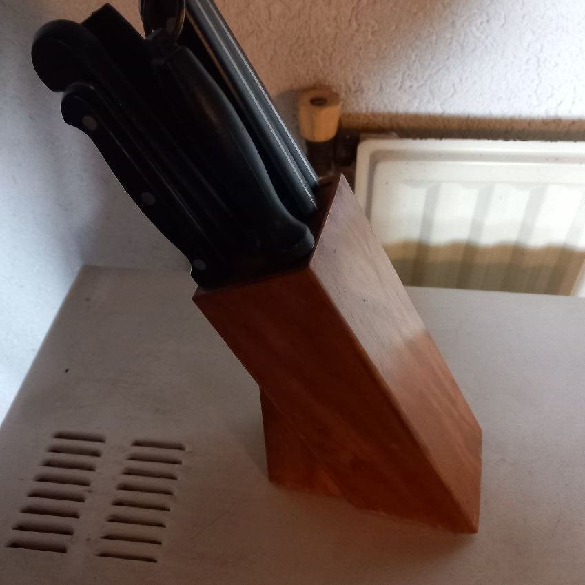 Messenblok, handig in de keuken - z.g.a.n., Ophalen of Verzenden, Zo goed als nieuw