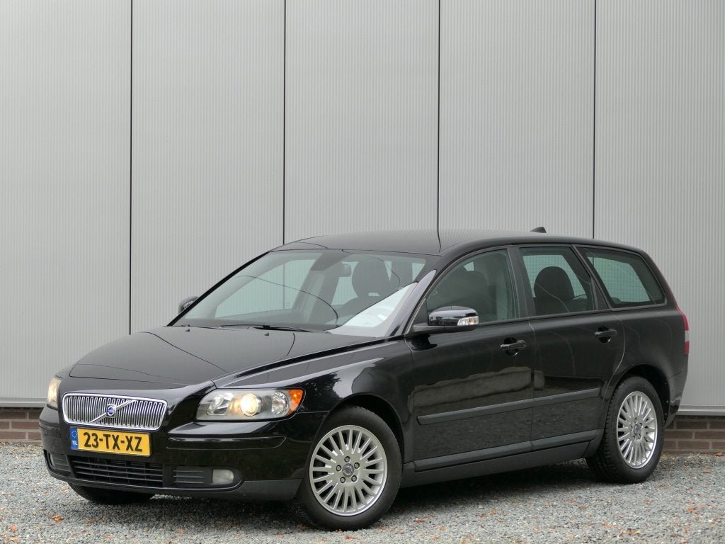 Volvo V50 1.8 Edition I Cruise Control / Regensensor / Licht, Auto's, Zwart, 4 cilinders, Zwart, 1300 kg