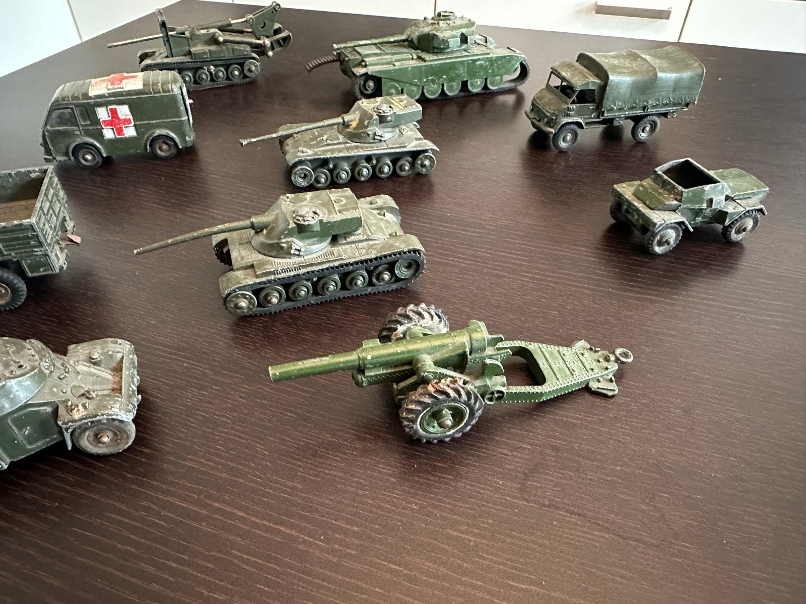 Dinky Toys Militaire Voertuigen Collectie (11 stuks), Verzamelen, Ophalen of Verzenden, Gebruikt