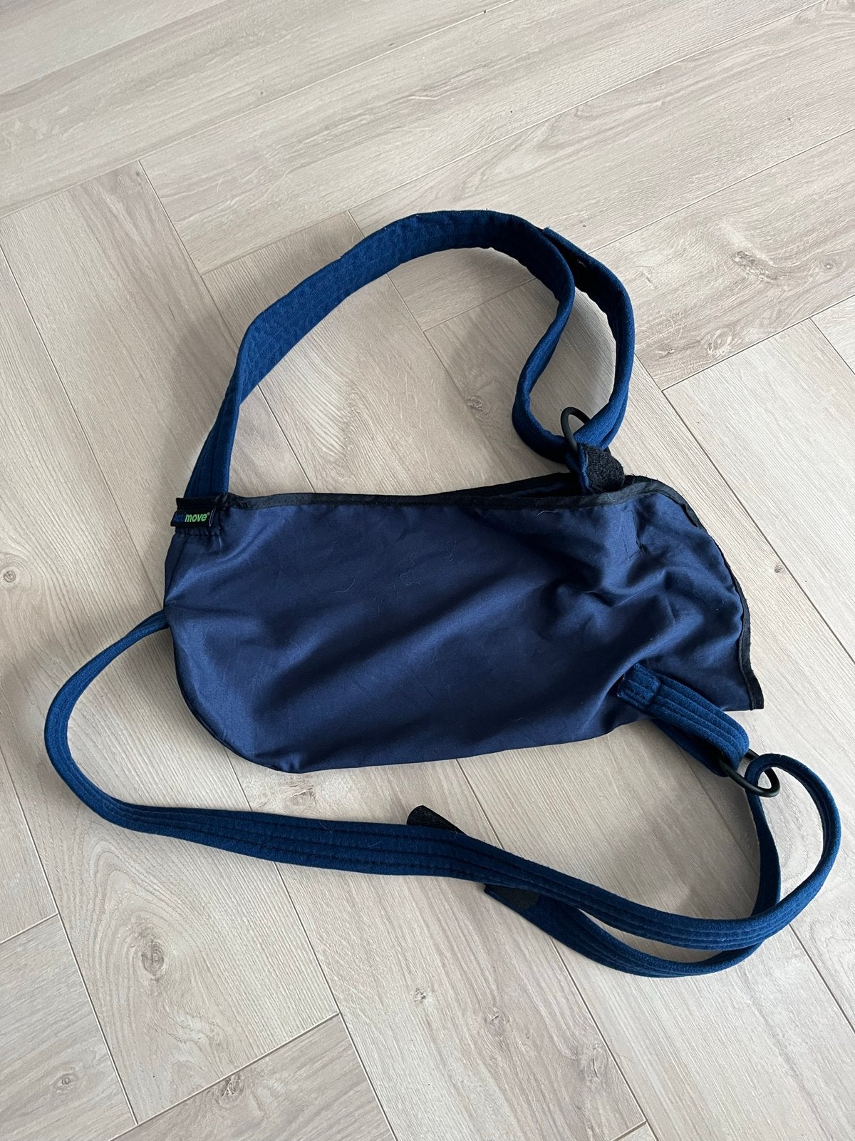 Actimove umerus comfort sling - mitella maat L, Diversen, Verpleegmiddelen, Ophalen of Verzenden, Zo goed als nieuw