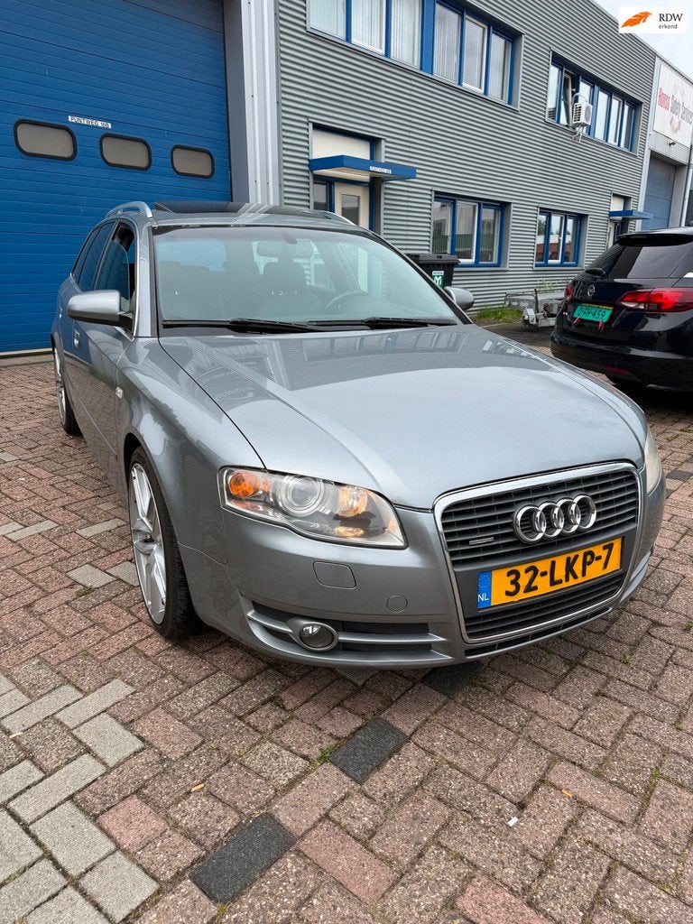 Audi A4 Avant 3.2 FSI quattro Pro Line zeer nette auto, Auto's, Automaat, Zwart, A4, Vierwielaandrijving