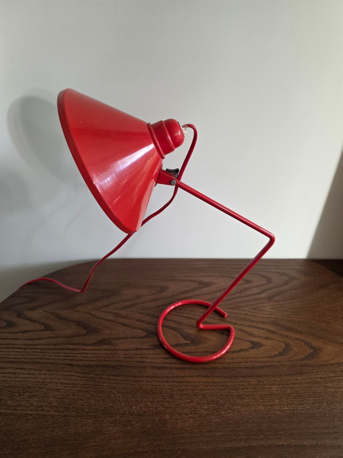 Woja Uithoorn vintage tafellamp mid centry jaren 60, Vintage, Ophalen of Verzenden, Zo goed als nieuw, Rood