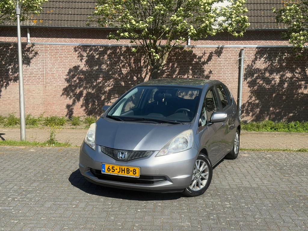 Honda Jazz 1.4 AUTOMAAT 2009 Grijs |NAP| NIEUWE APK |AIRCO|, Auto's, Honda, 1046 kg, 40 €/maand, Zwart, 4 cilinders
