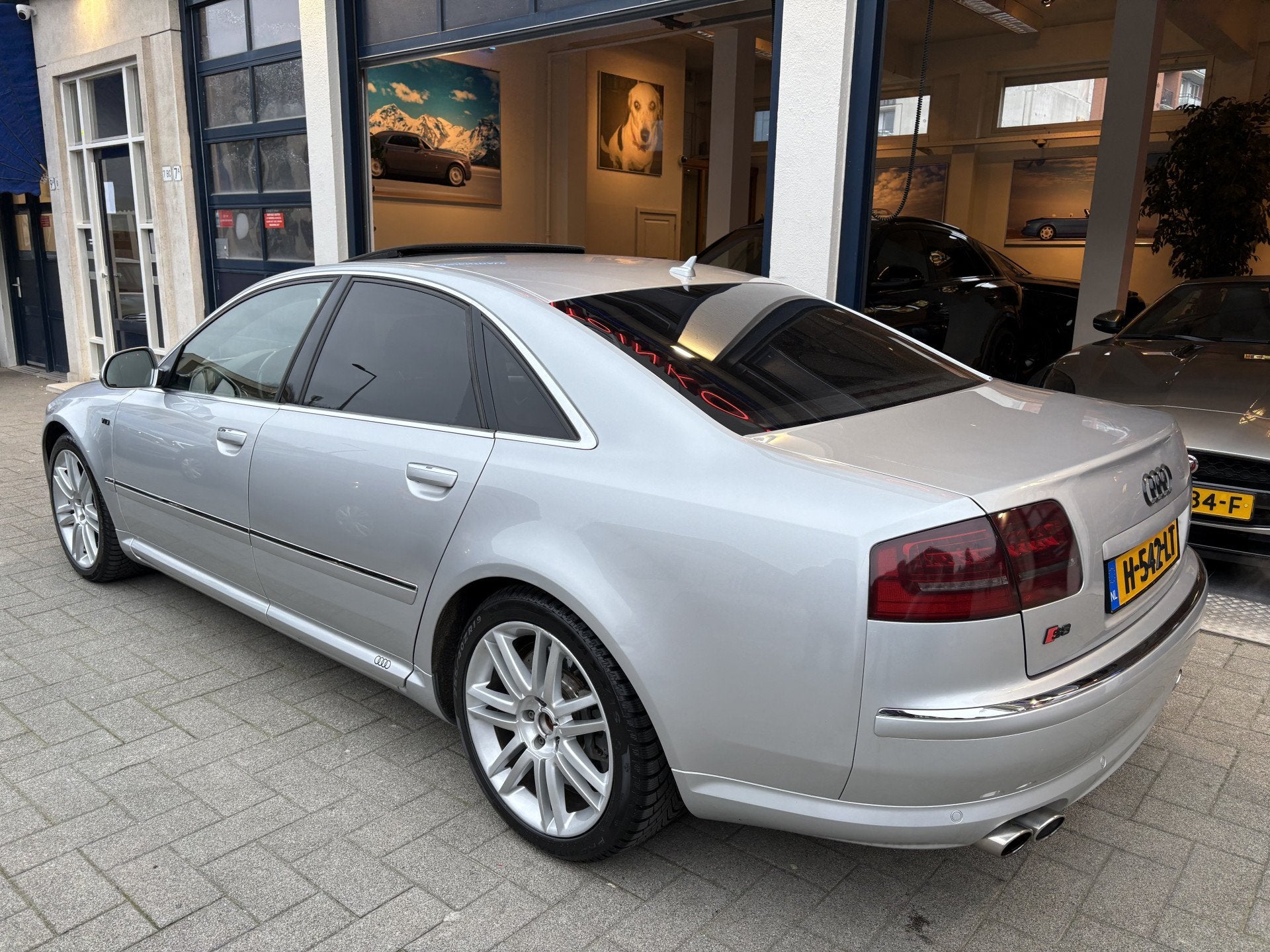 Audi A8 5.2 S8 quattro FULL OPTIONS/TOPSTAAT (bj 2008), Auto's, Automaat, Gebruikt, 5204 cc, Automatische klimaatregeling