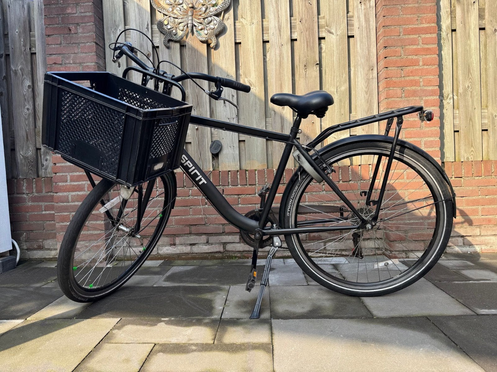 Zwarte SPIRIT stadsfiets met mand, Ophalen of Verzenden, Gebruikt, Overige merken