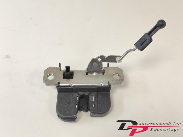 Slotmechaniek Achterklep van een Volkswagen Polo, Gebruikt, -, Volkswagen, -