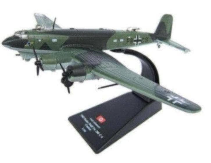 Focke Wulf FW 200 C-4 Condor Germany - 1:144, Schaalmodel, Ophalen of Verzenden, Eiberstraat 9 te Dokkum, Foto Meinema