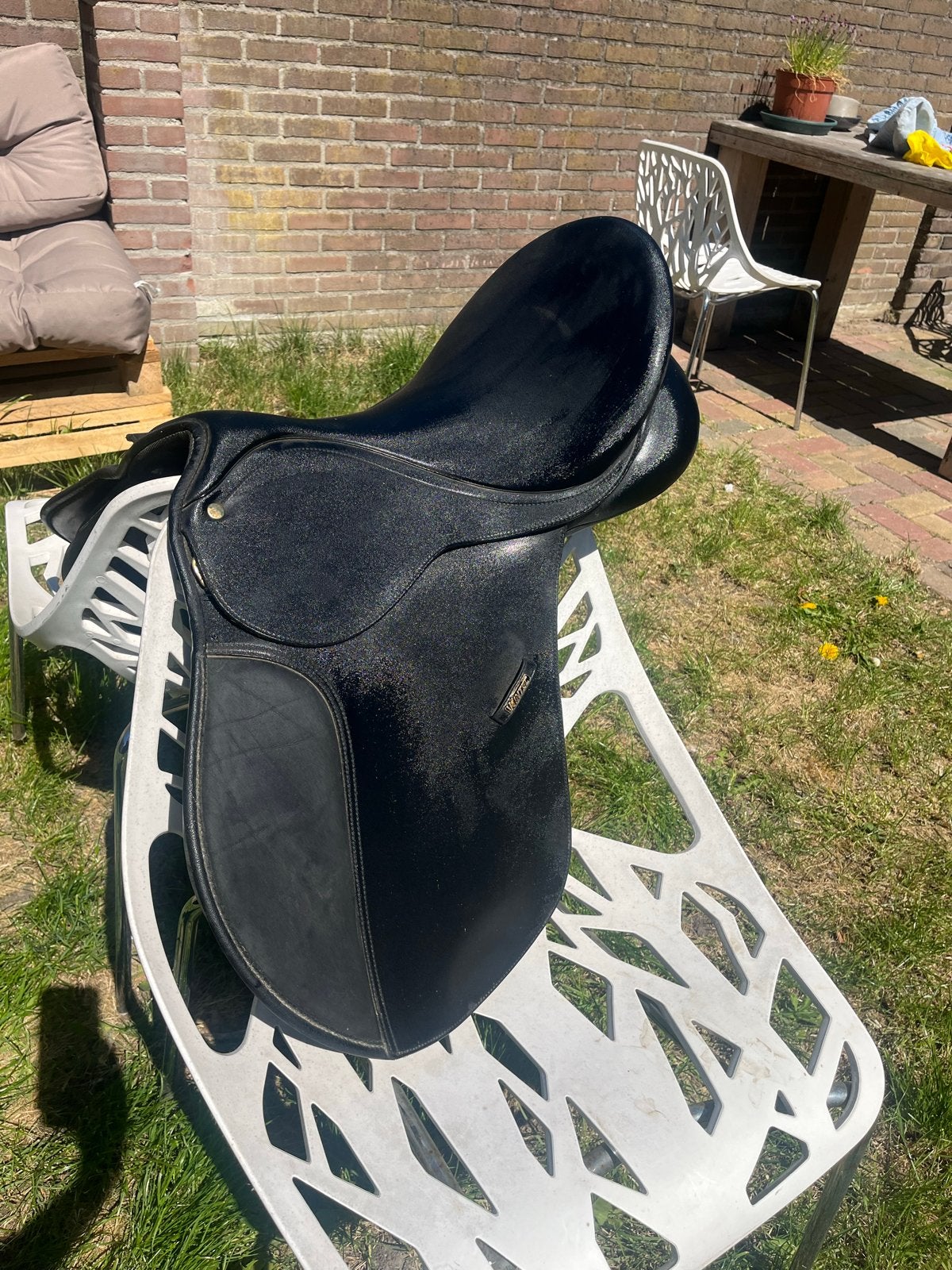 Wintec veelzijdigheidszadel - 16,5inch, Dieren en Toebehoren, Ophalen of Verzenden, Zo goed als nieuw