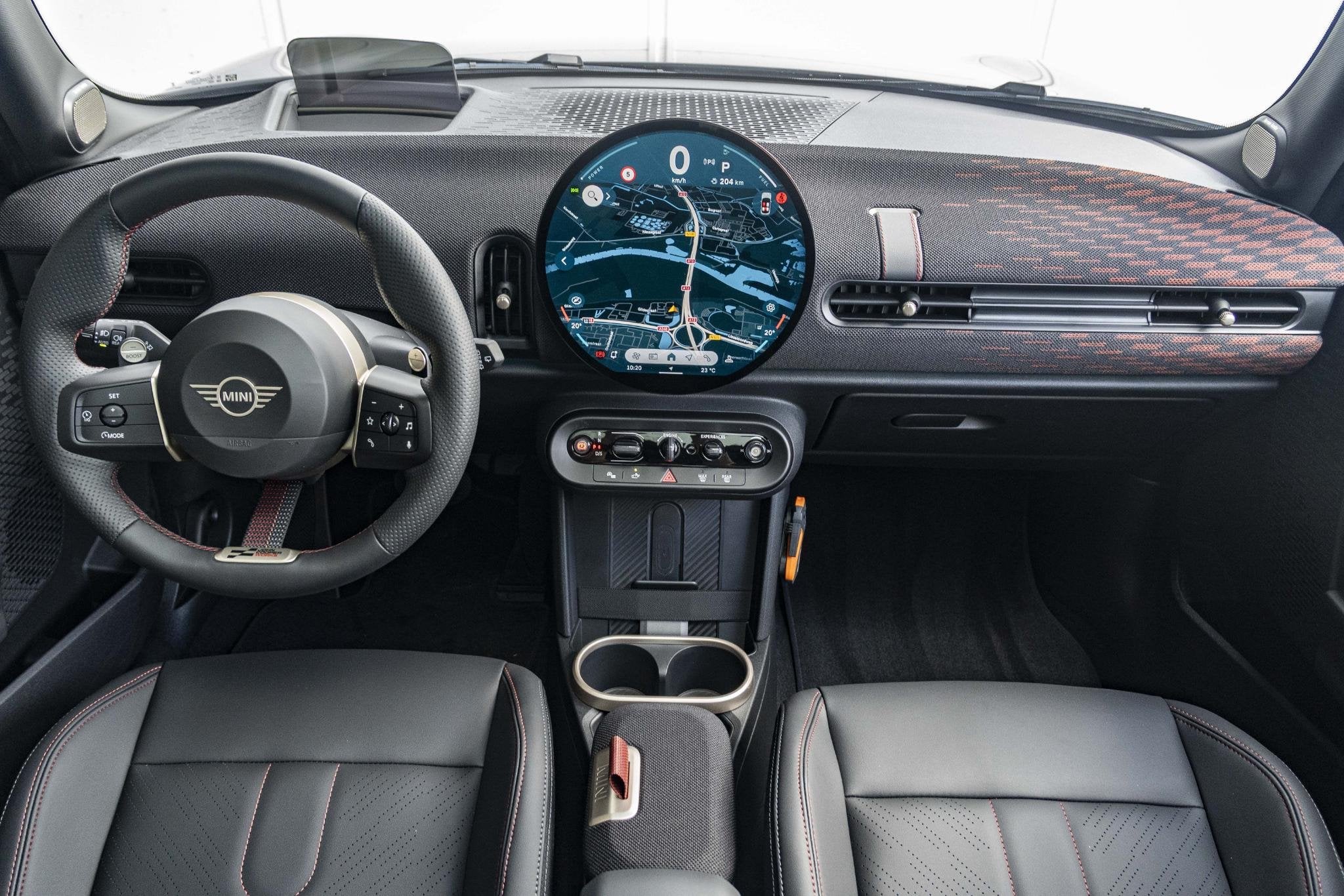 MINI 5-Deurs Cooper C John Cooper Works | Pakket M, Stuurwielverwarming, 156 pk, Leder en Stof, Zwart