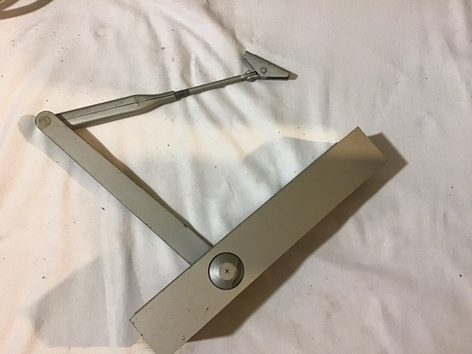 1 deurdranger  Dorma, Ophalen of Verzenden, Zo goed als nieuw, IJzer, Overige typen