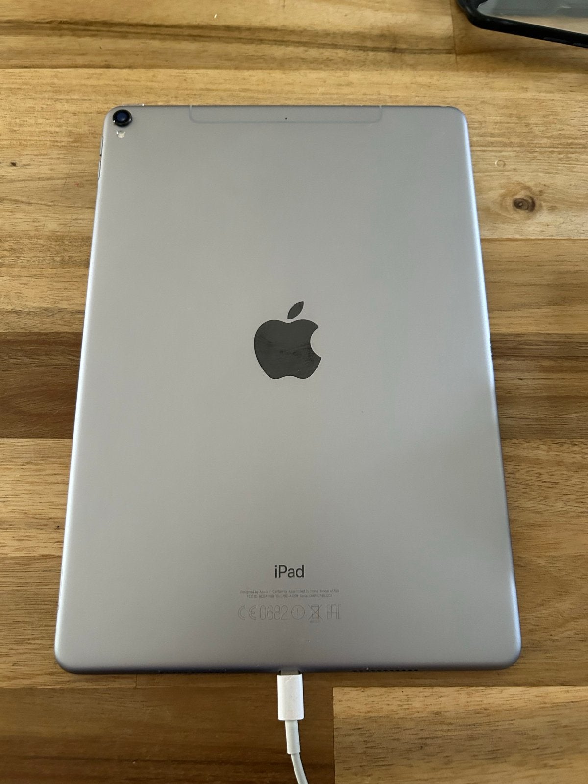 Foto 4 van iPad Pro versie iPadOS 17.5.1 - Zo goed als nieuw