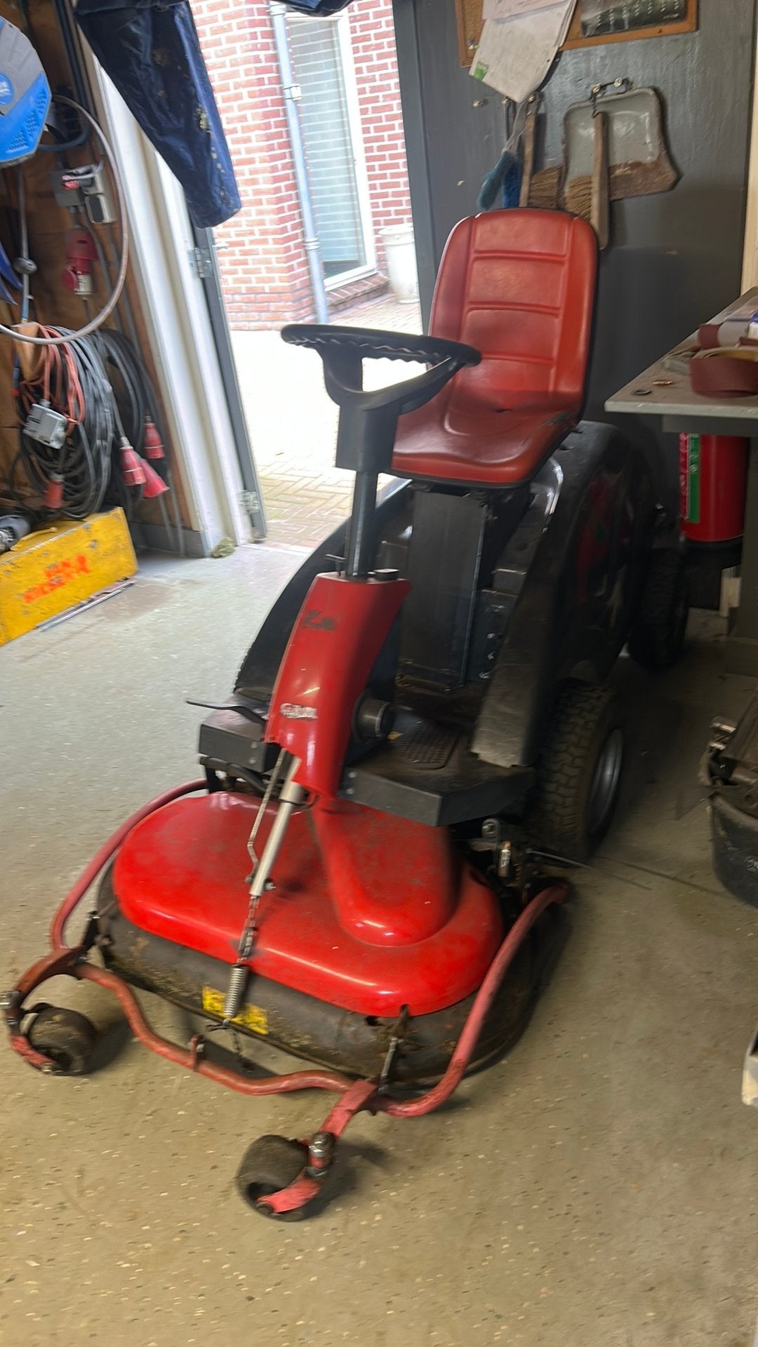 Gtm 1350 zitmaaier, Ophalen, Gebruikt