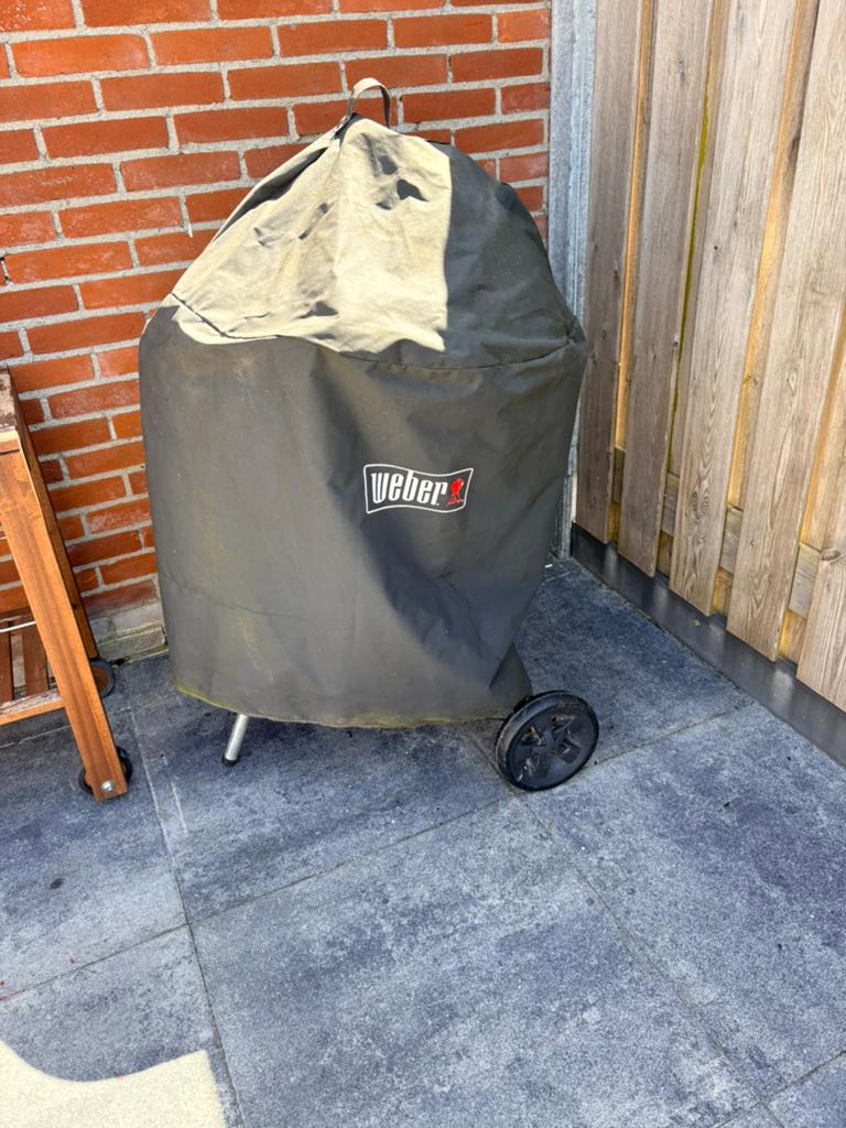 Weber mastertouch premium met seargrate, Ophalen, Gebruikt