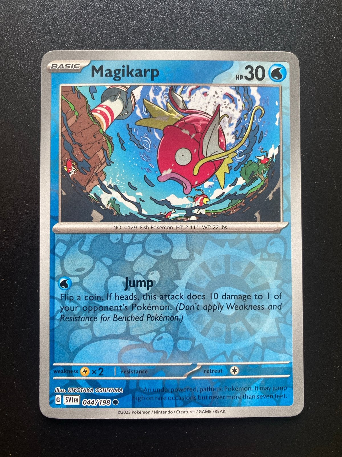 Magikarp 044/198 Reverse Holo Scarlet & Violet Base, Hobby en Vrije tijd, Verzamelkaartspellen | Pokémon, Ophalen of Verzenden