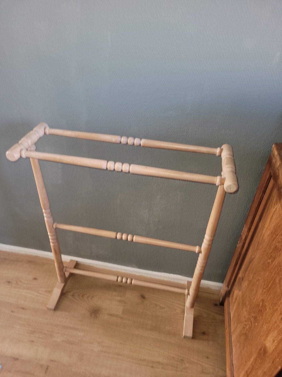 Antiek, brocante Houten Handdoekenrek - 75x58x19 cm, Ophalen of Verzenden, Gebruikt