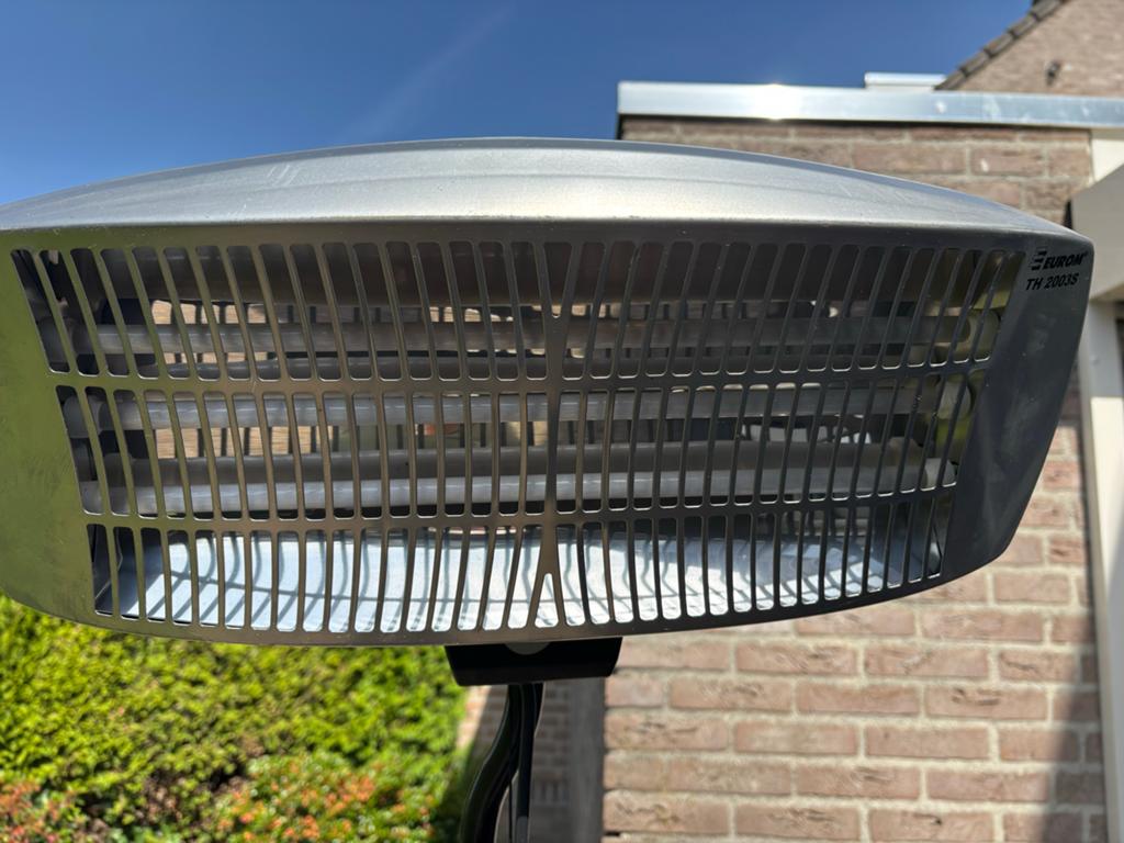 Eurom TH 2003S Terrasverwarmer - Zo goed als nieuw, Tuin en Terras, Terrasverwarmers, Draaibaar, Vloer, Zo goed als nieuw, Ophalen