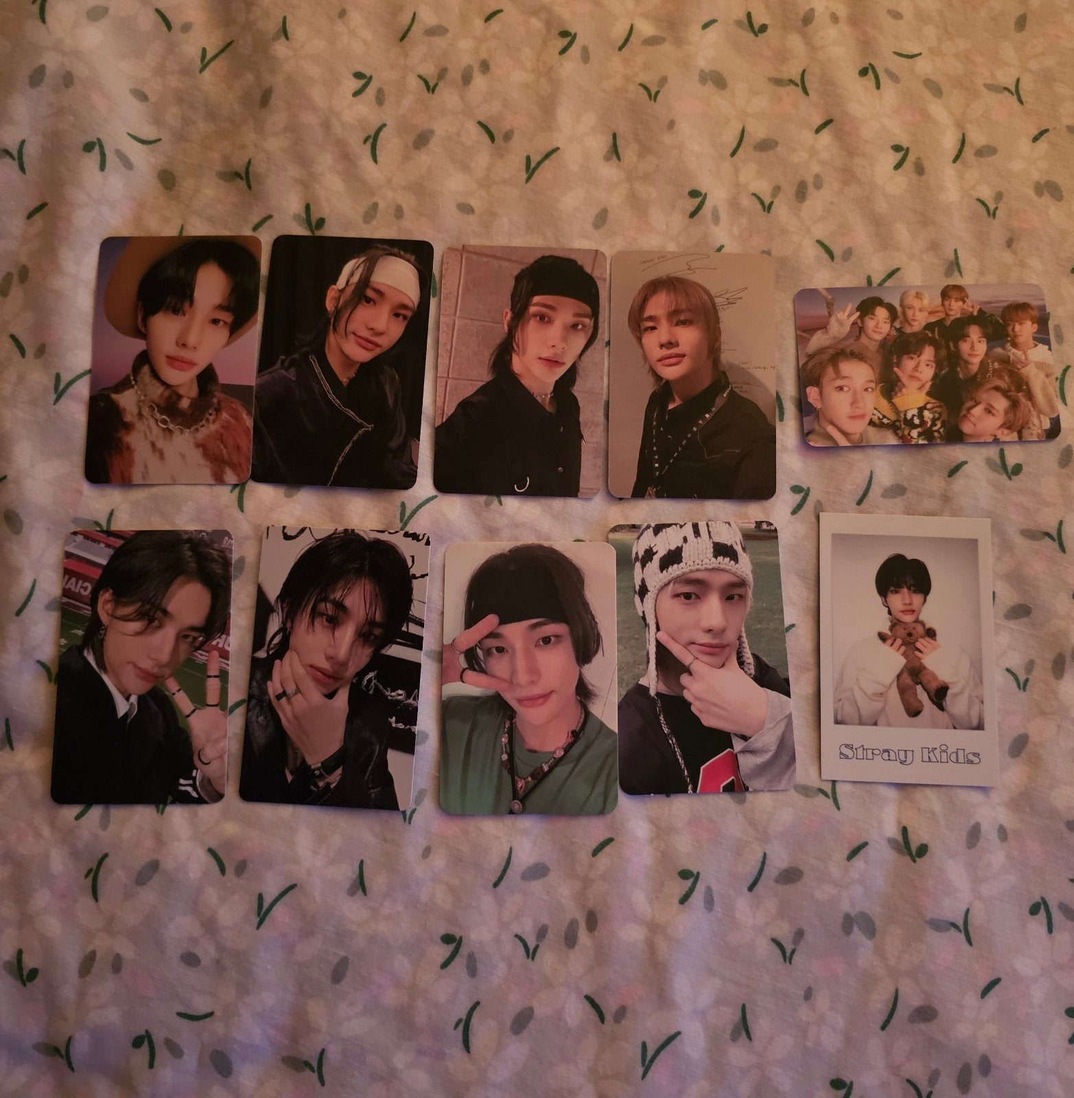 Kpop stray kids hyunjin photocards non album en pobs, Ophalen of Verzenden, Zo goed als nieuw, Foto of Kaart