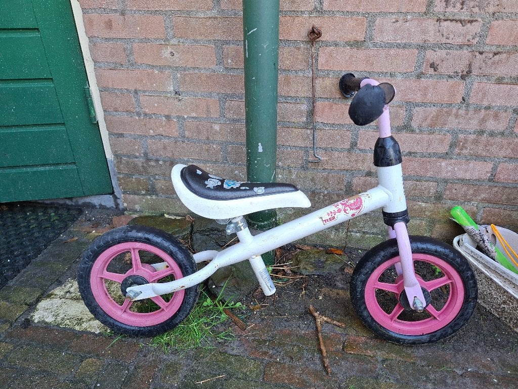 Loopfietsje wit met roze wielen, Ophalen of Verzenden, Gebruikt, Loopfiets
