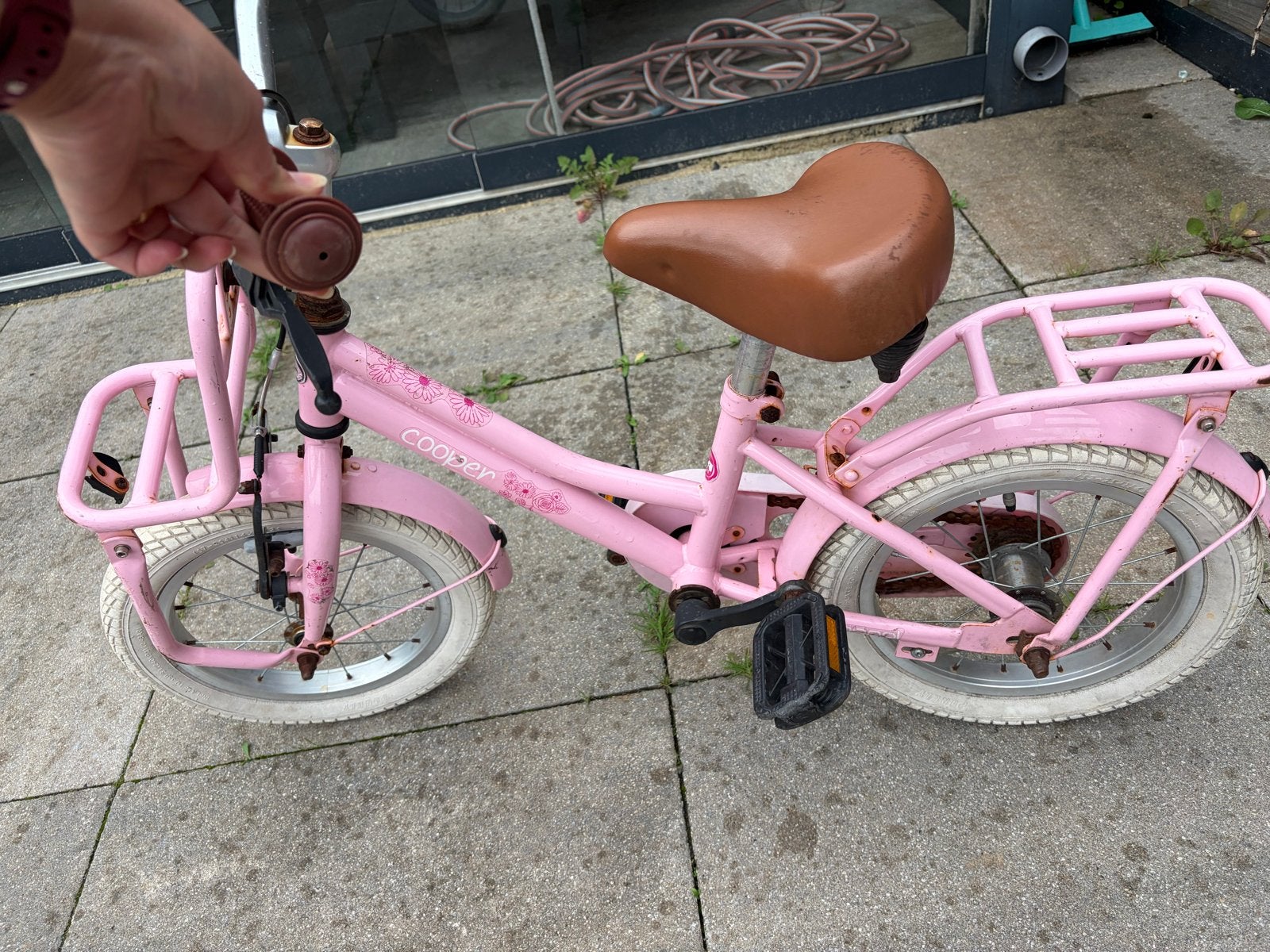 Roze kinderfiets 24 inch - zijwieltjes aanwezif, Ophalen of Verzenden, Gebruikt, 20 inch of meer
