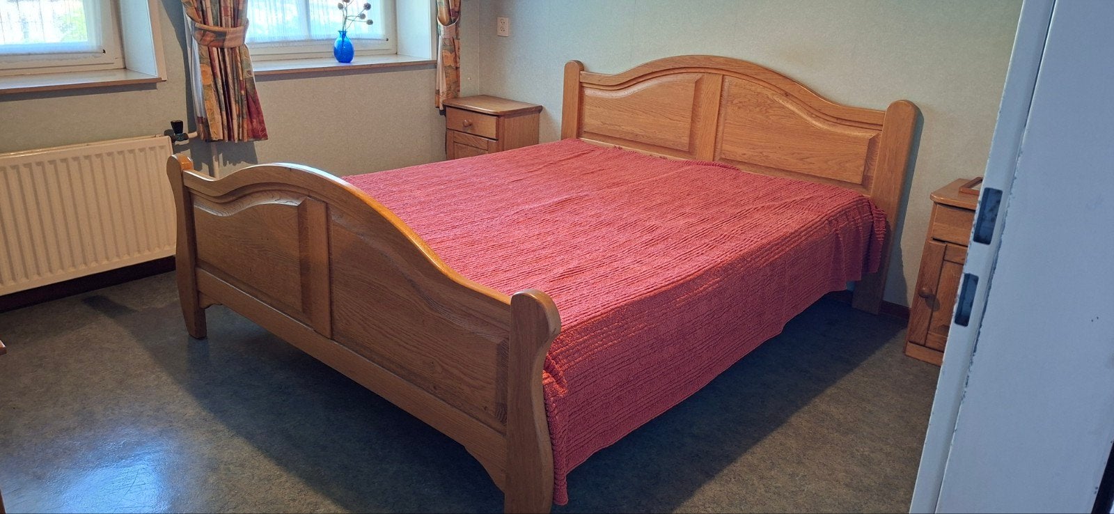 slaapkamer massief eiken..a.s zaterdag 12 uur, ophalen, Ophalen, Gebruikt, Overige kleuren, Tweepersoons