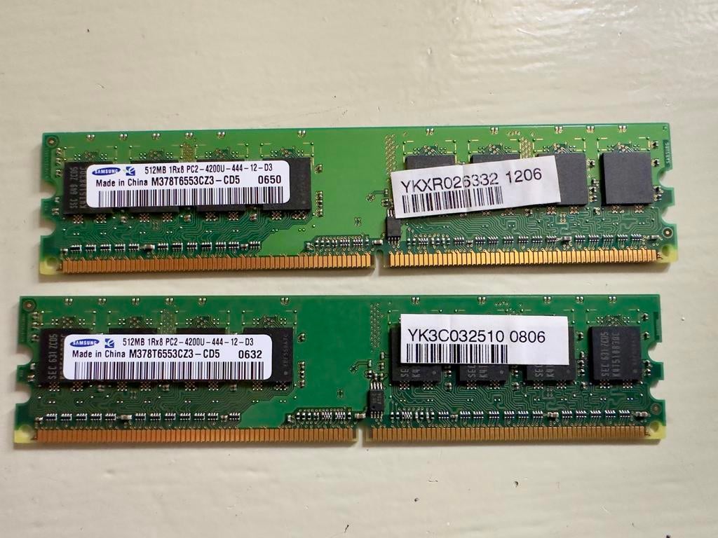 2x Samsung 512MB PC2-4200U DDR2 RAM Geheugenmodules, Computers en Software, RAM geheugen, 1 GB of minder, Server, Ophalen of Verzenden