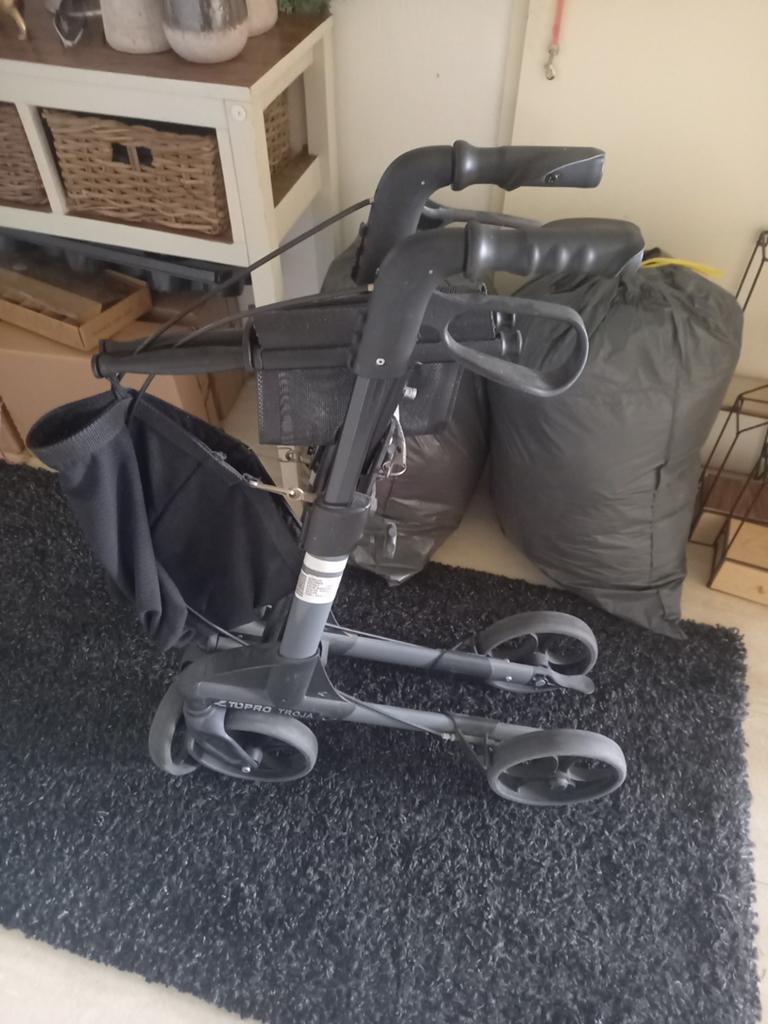 Rollator lichtgewicht topro troja, Ophalen, Duwrolstoel