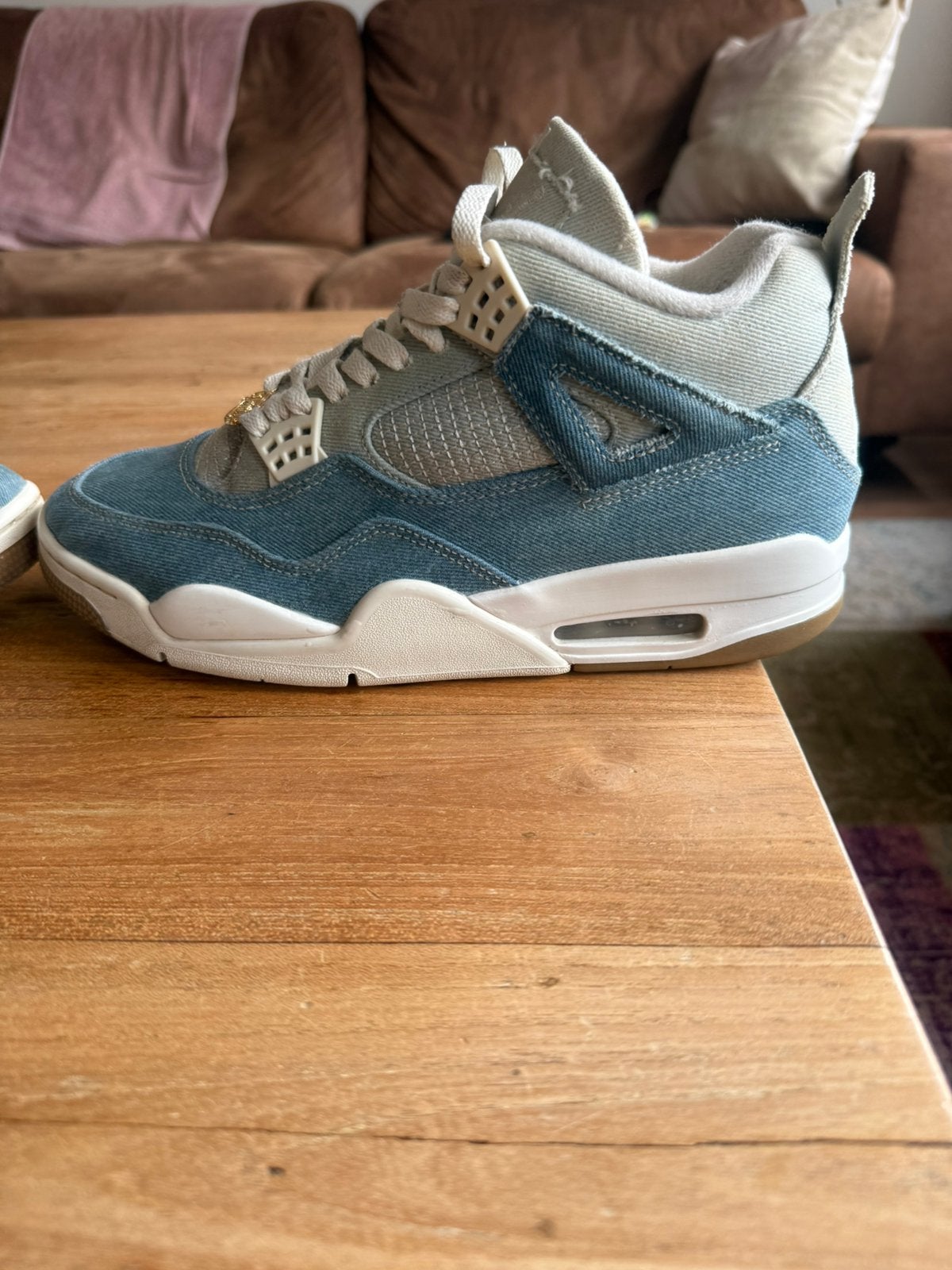 Air Jordan 4 Retro tex Denim Worn Blue origineel nieuwstaat, Kleding | Dames, Schoenen, Blauw, Ophalen of Verzenden, Sneakers of Gympen