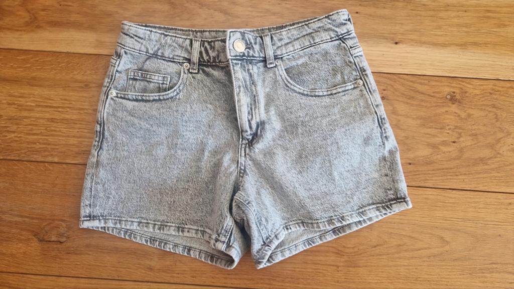 Vero Moda NOOS denim shorts maat s, Kleding | Dames, Kort, Vero Moda, Ophalen of Verzenden, Zo goed als nieuw