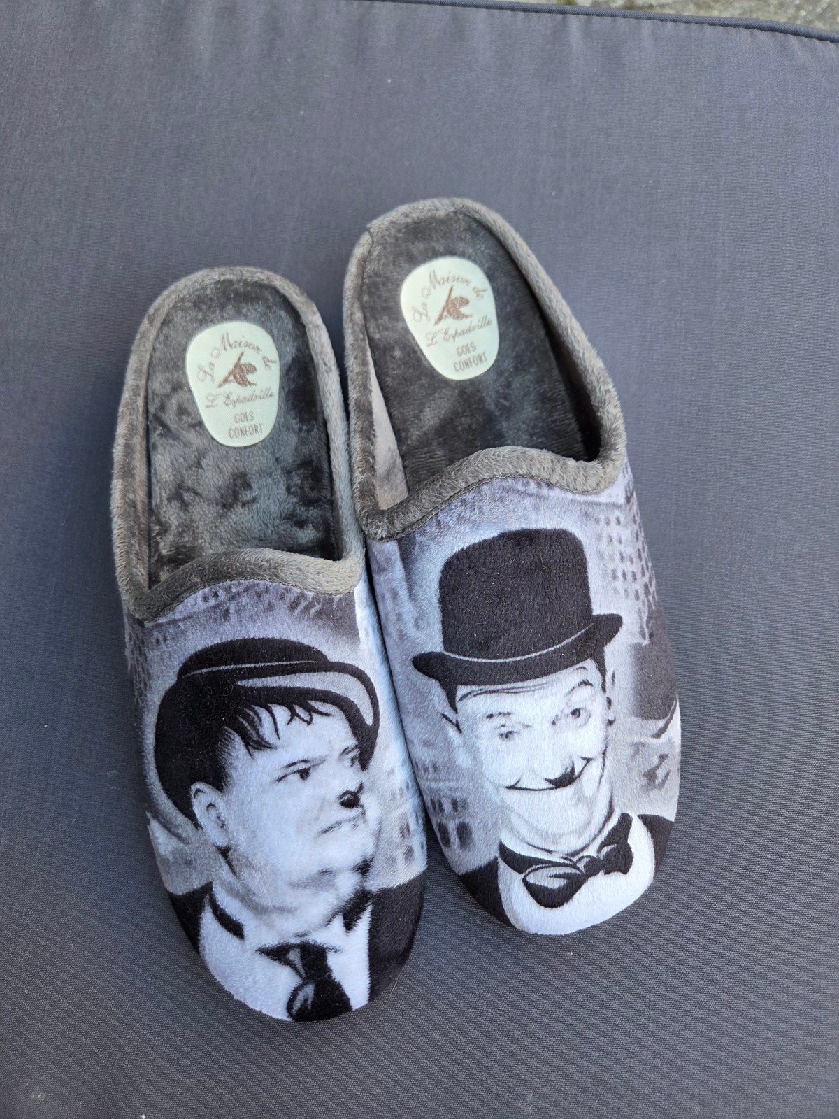 Laurel & Hardy Pantoffels - Maat 43, Ophalen of Verzenden, Kleding